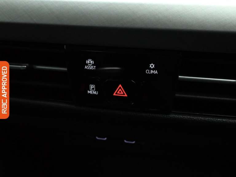 2022 Volkswagen Golf 1.5 TSI Life Hatchback 5dr Petrol Manual Euro 6 (s/s) (130 ps) Hatchback PET...