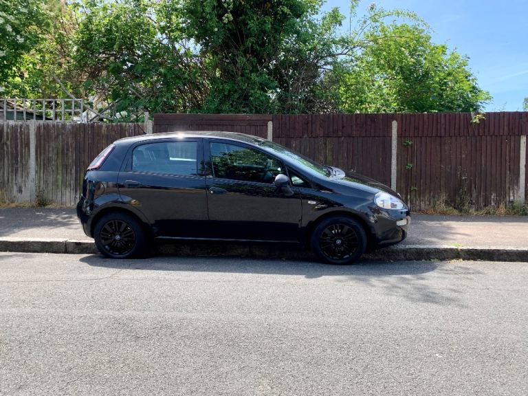 Fiat, PUNTO, Hatchback, 2012, Manual, 1242 (cc), 5 doors