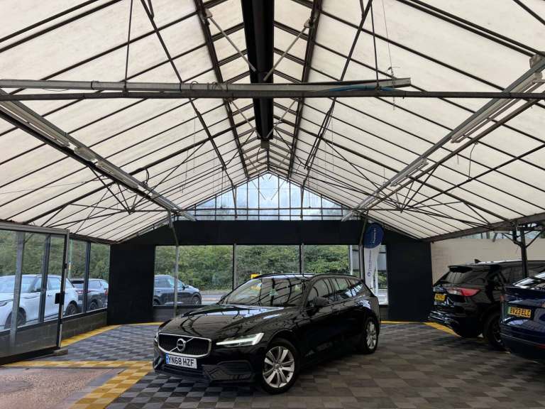 2018 Volvo V60 2.0 D4 [190] Momentum 5dr ESTATE DIESEL Manual