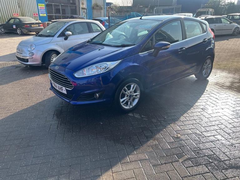 2014 Ford Fiesta 1.6 Zetec 5dr Powershift HATCHBACK PETROL Automatic