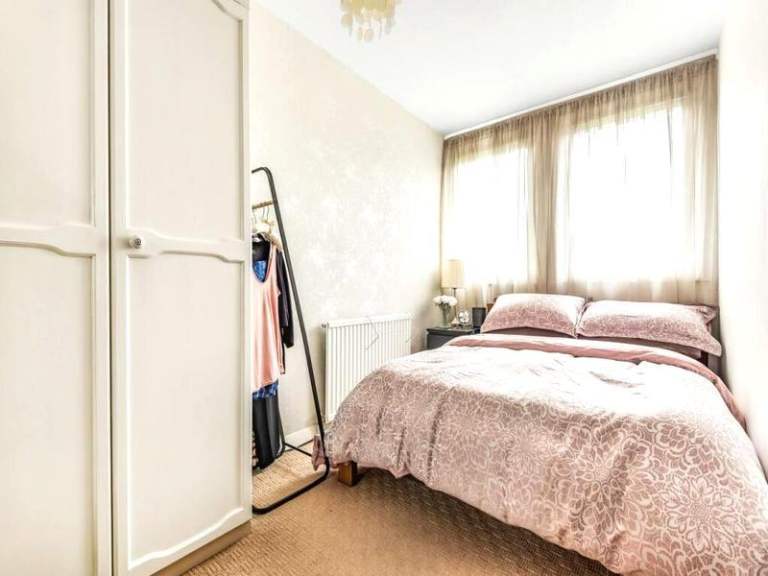 🏠🌟 Clapham – Peaceful Room, Ready for You 🌿