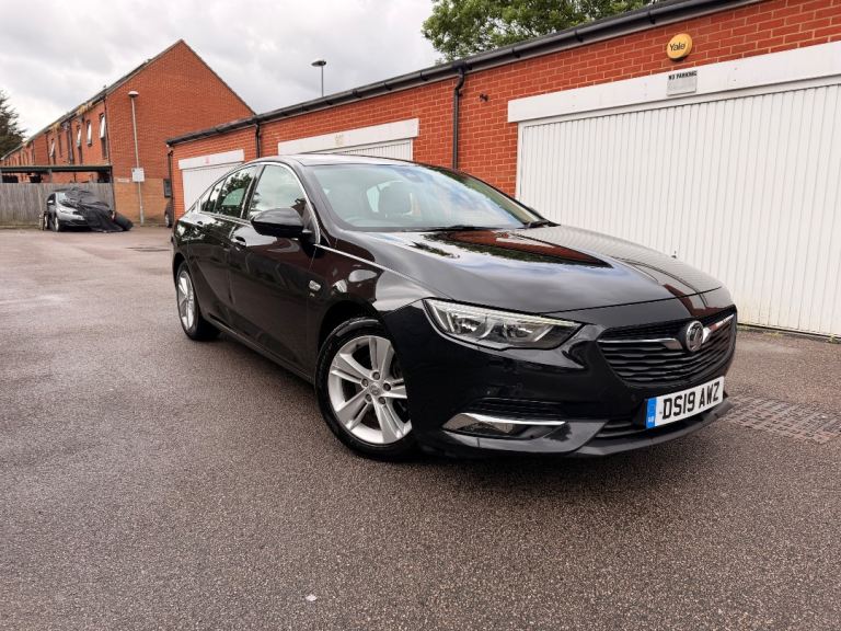 Vauxhall INSIGNIA 2019
