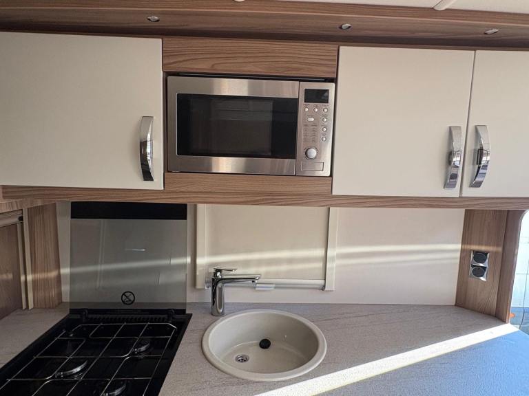 Swift ace prestige 2016 6 berth 