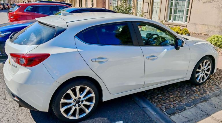 Well equipped Mazda 3 skyactive , low milleage 