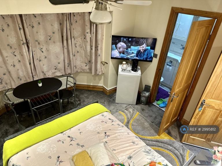 1 bedroom in Haddington Road, Bromley, BR1 (#2995812)