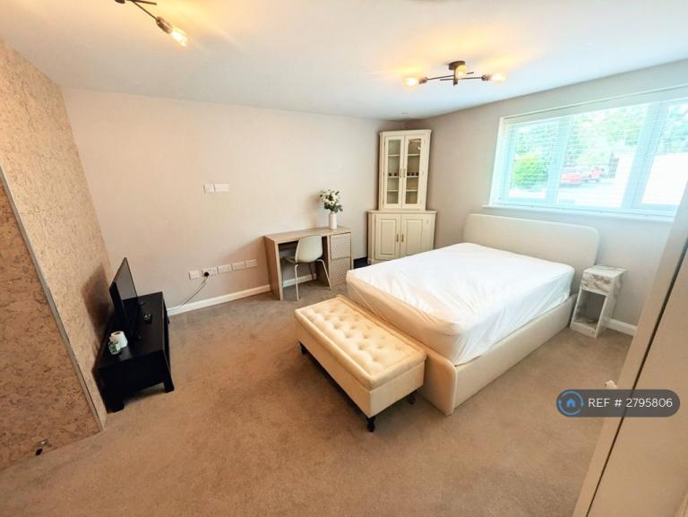 1 bedroom in Willow Drive, Bicester, OX26 (#2795806)