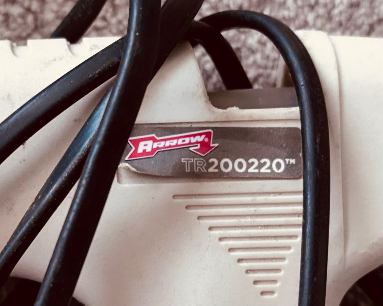 Arrow TR200220 Glue Gun – Good Condition, UK Plug