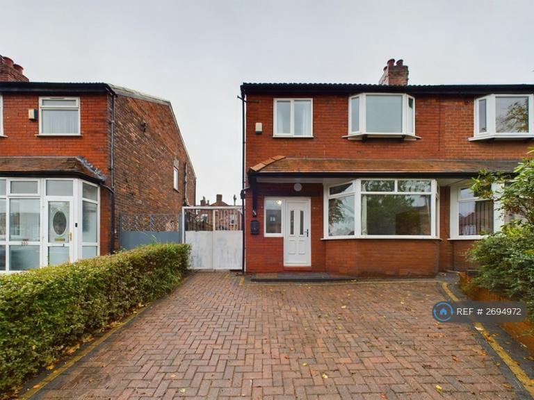4 bedroom house in Moseley Road, Levenshulme, Manchester, M19 (4 bed) (#2694972)