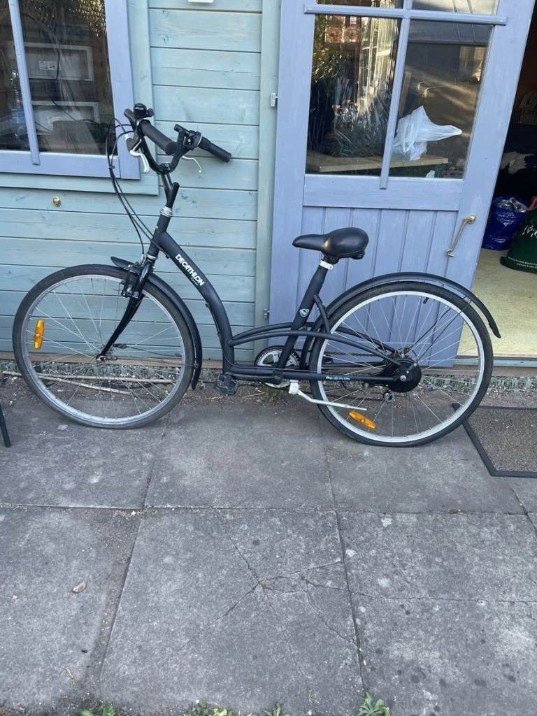 B'twin Elops 3 - dutch style step-through