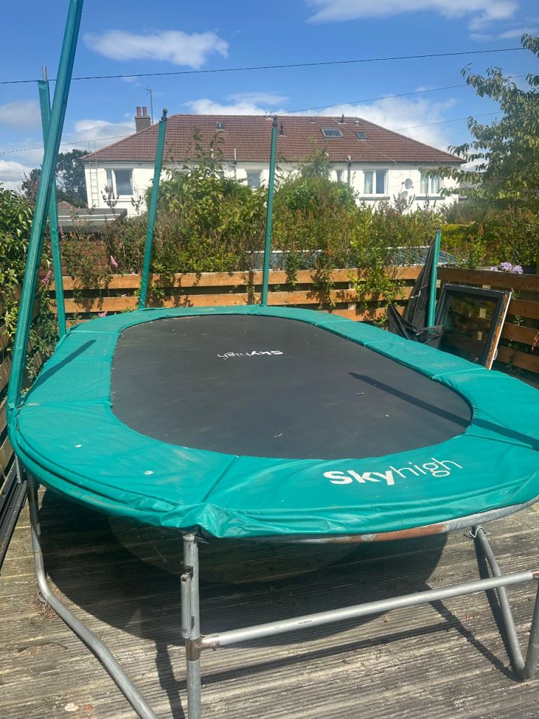 Skyhigh Oval Trampoline – Green, Fair Condition