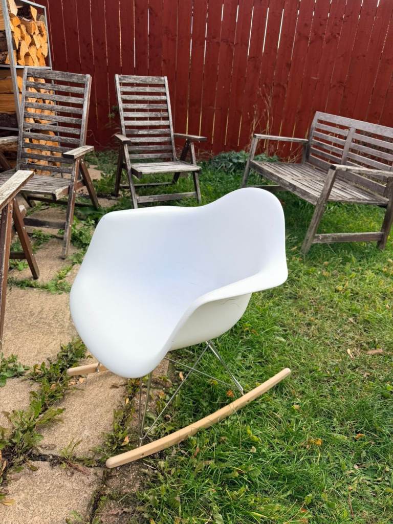 White Plastic Rocking Chair – Good Condition