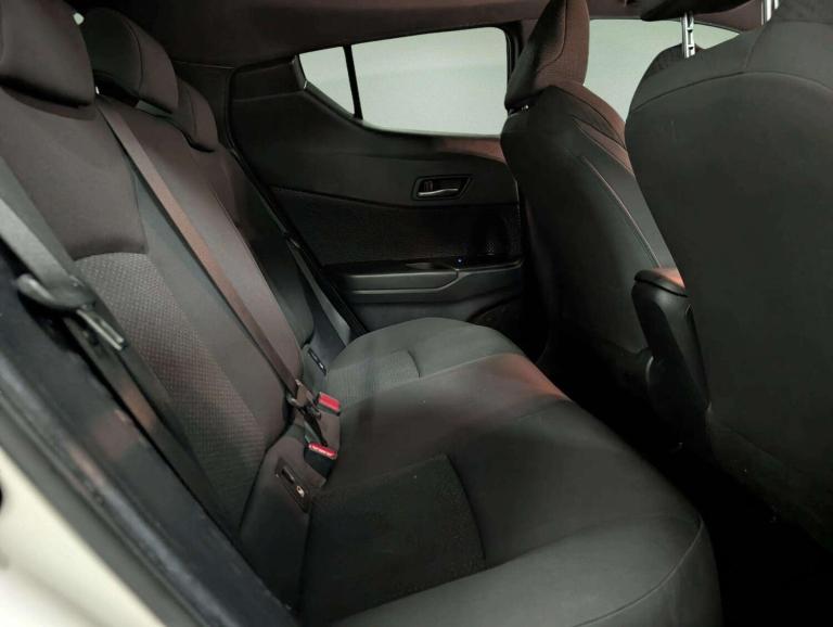 2018 Toyota C-HR 1.2T Design 5dr HATCHBACK PETROL Manual