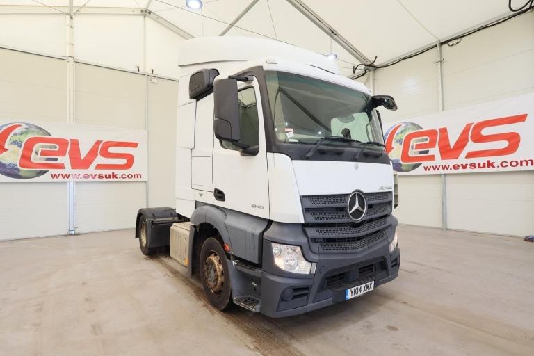 2014 (14 PLATE) Mercedes Benz Actros 1840 4x2 Euro 6 Tractor Units