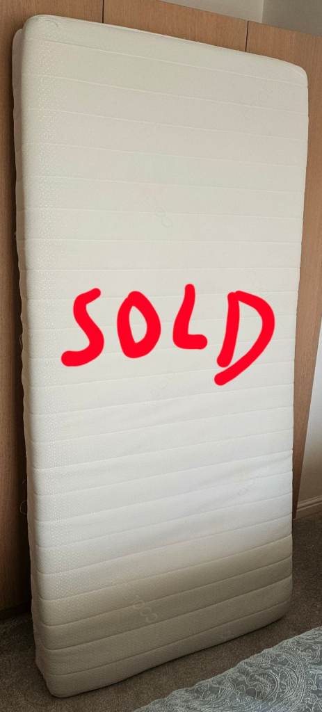 Single mattress 