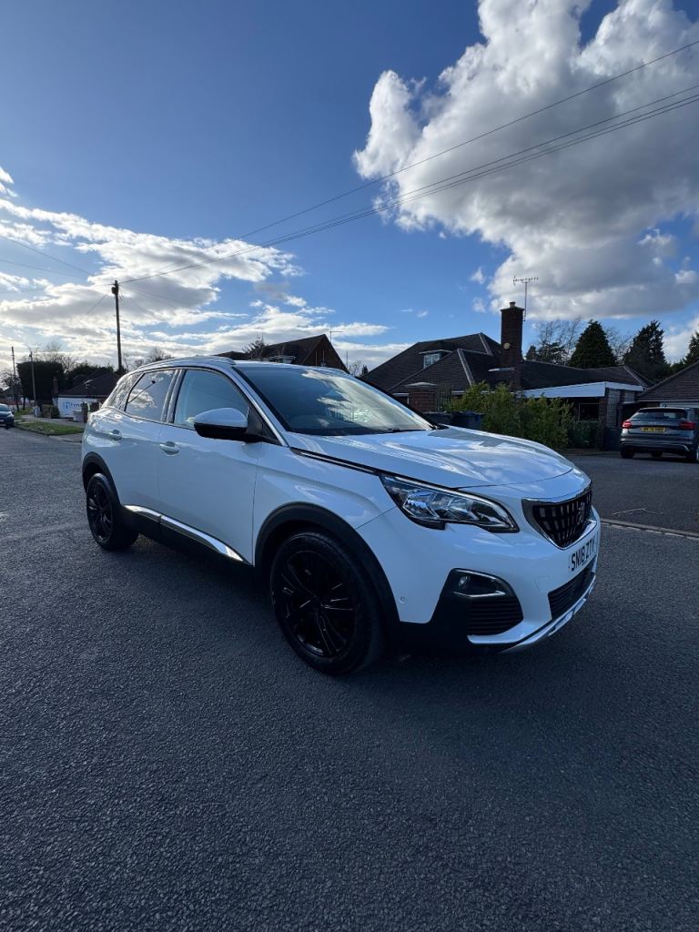 Peugeot, 3008, Hatchback, 2018, Semi-Auto, 1560 (cc), 5 doors
