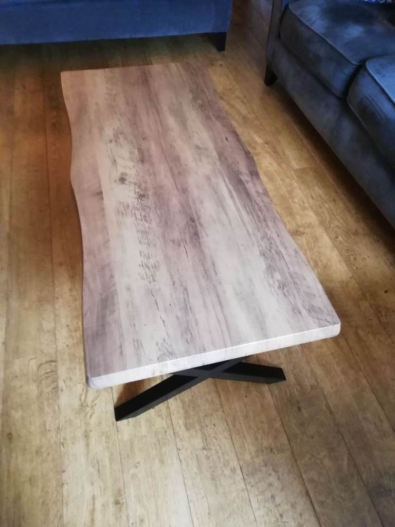 Wood effect coffee table 