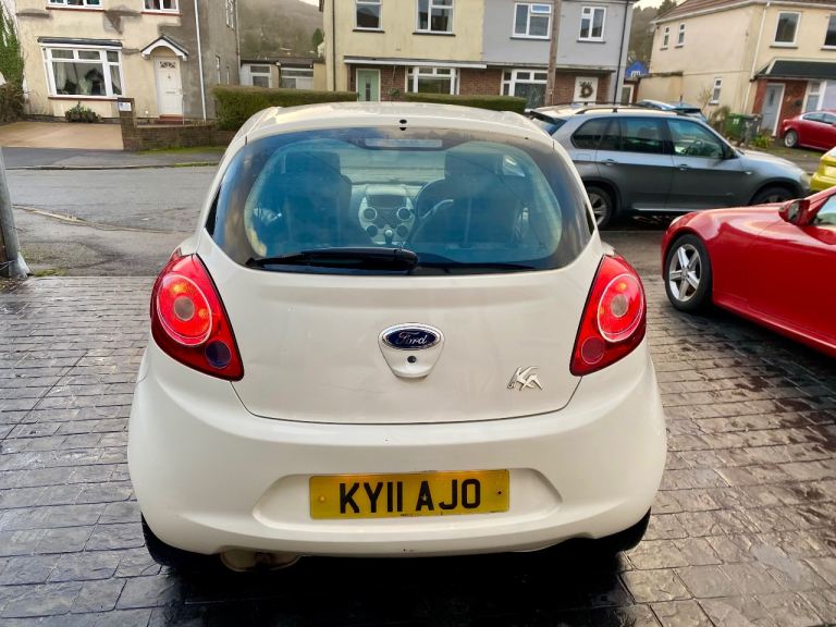 FORD KA BRAND NEW MOT NO ADVISORIES 86k MILES CLEAN CAR CHRISTMAS PRESENT