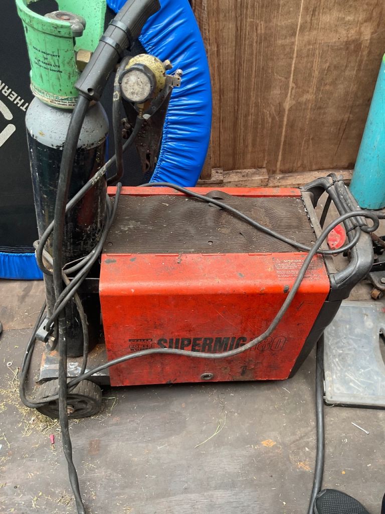Sealey SUPERMIG 180 Welder with Gas Bottle – Fair Condition