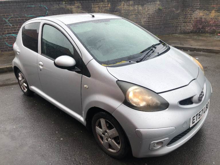 Toyota, AYGO, Hatchback, Silver, 2008, Manual, 998 (cc), 5 doors, NEW MOT