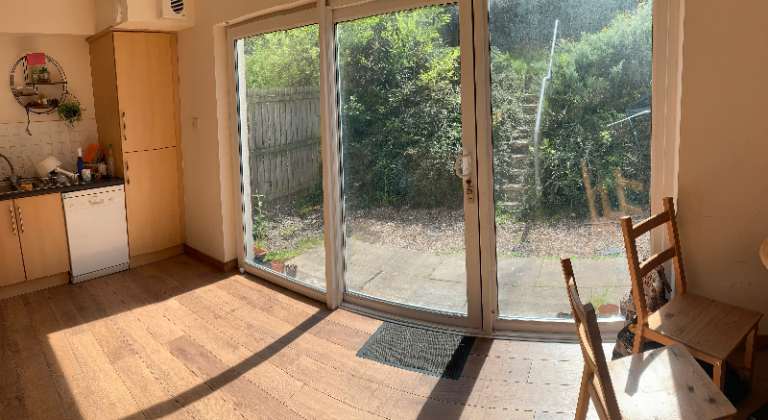 The five bedroom cosy house for you!