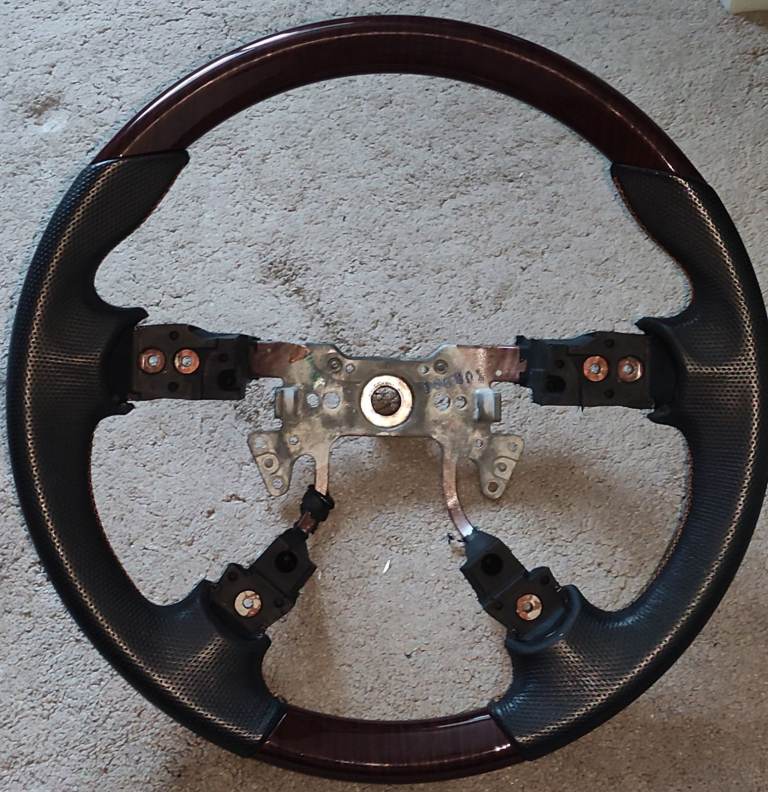 Very rare parts for a 2005-2008 Honda Legend (Acura RL) KB1 