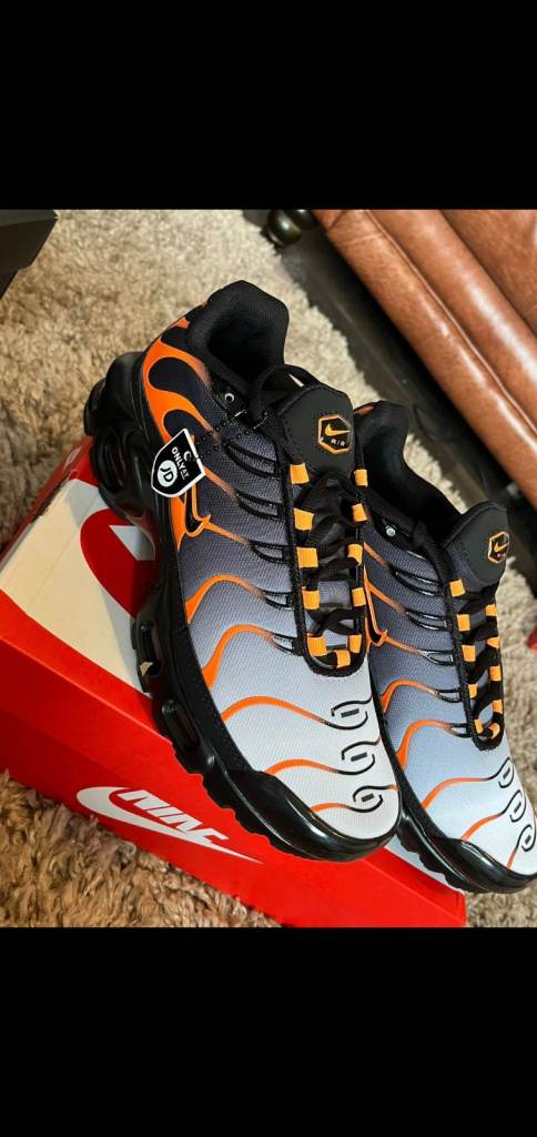 Nike Air Max Plus TN Trainers – Brand New, Orange & Grey