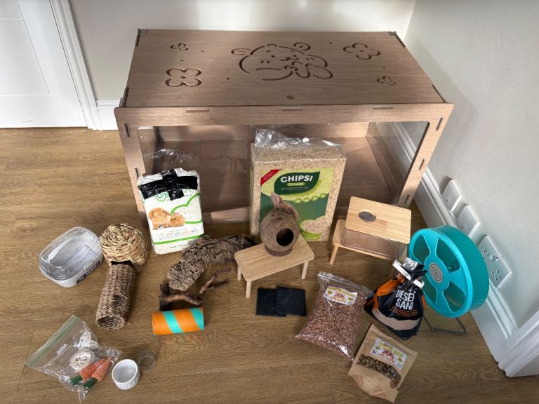 Mewoofun hamster cage with large bundle 