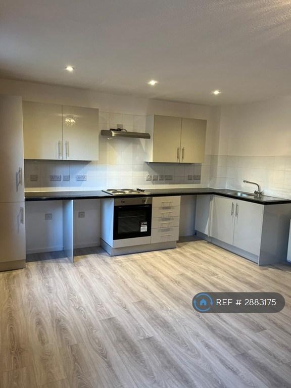 1 bedroom flat in Hollytrees, Colchester, CO2 (1 bed) (#2883175)