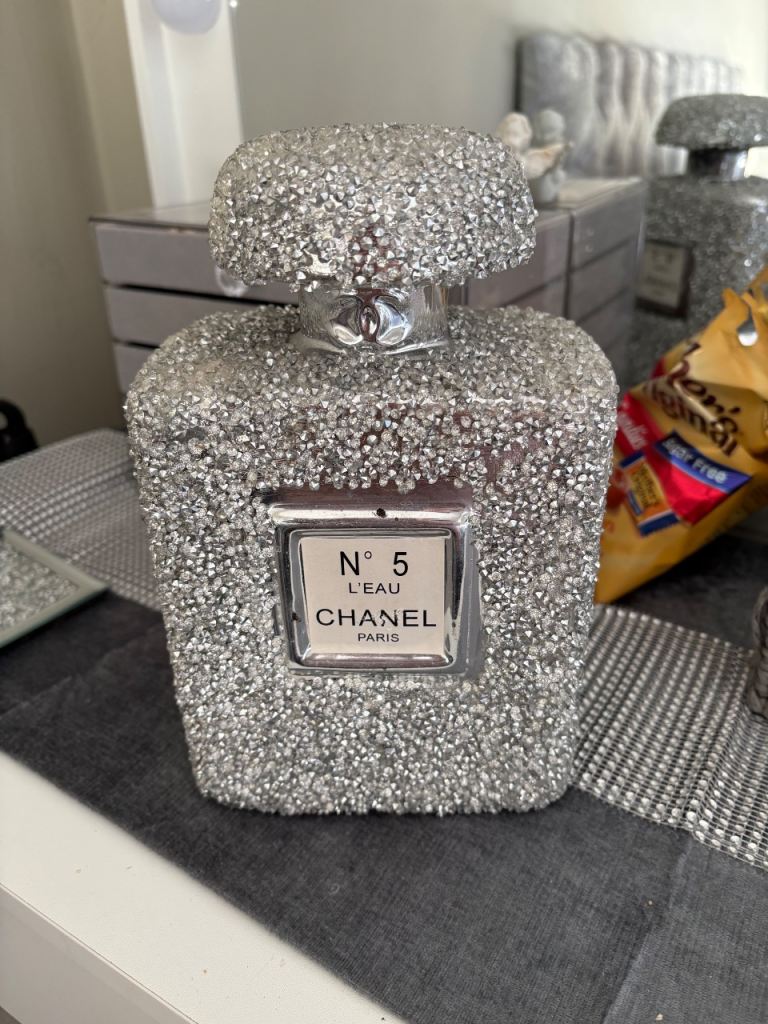 Large perfume bling bottle stands 22cm 