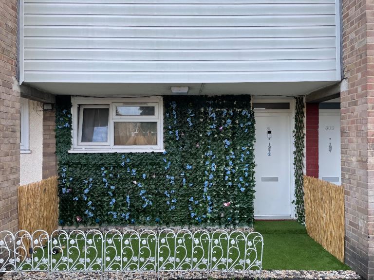 CASH INCENTIVE! 2-BED ENFIELD FOR 4-BED BROMLEY (Beckenham/Hayes) - URGENT MULTI-SWAP CHAIN STARTER