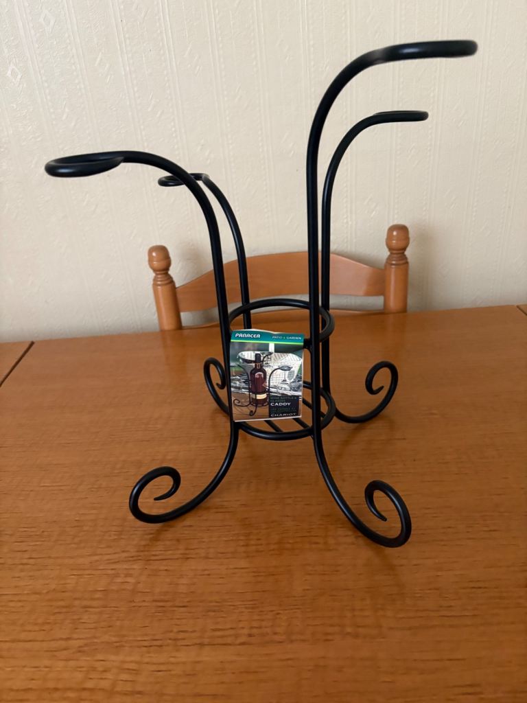 Wine bottle and glasses caddy