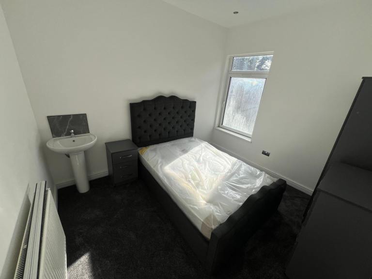 Rooms to rent in Hull