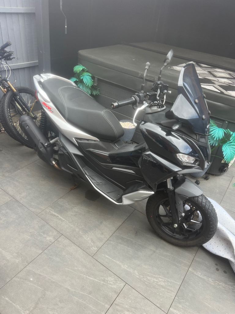 April sr gt 125
