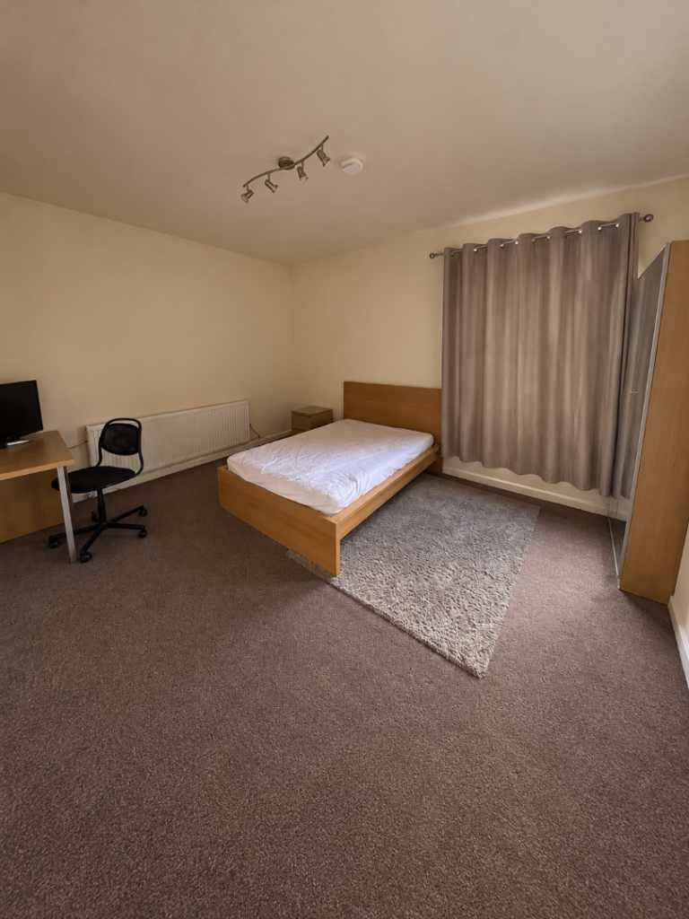 🏡 ROOMS AVAILABLE NOW | RADFORD | UC • DSS • HOUSING BENEFITS WELCOME