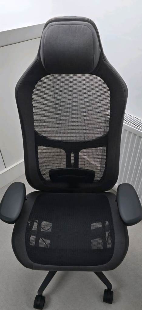 Ergonomic Chair - Fractional Design Refine (Mesh Dark, 4D Armrests, Lumbar & Height Adjestable)