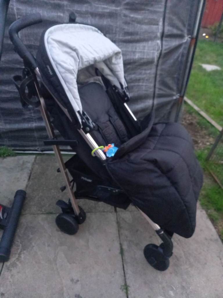 Black Baby Pushchair Stroller – Good Condition, £45.00 for Sale