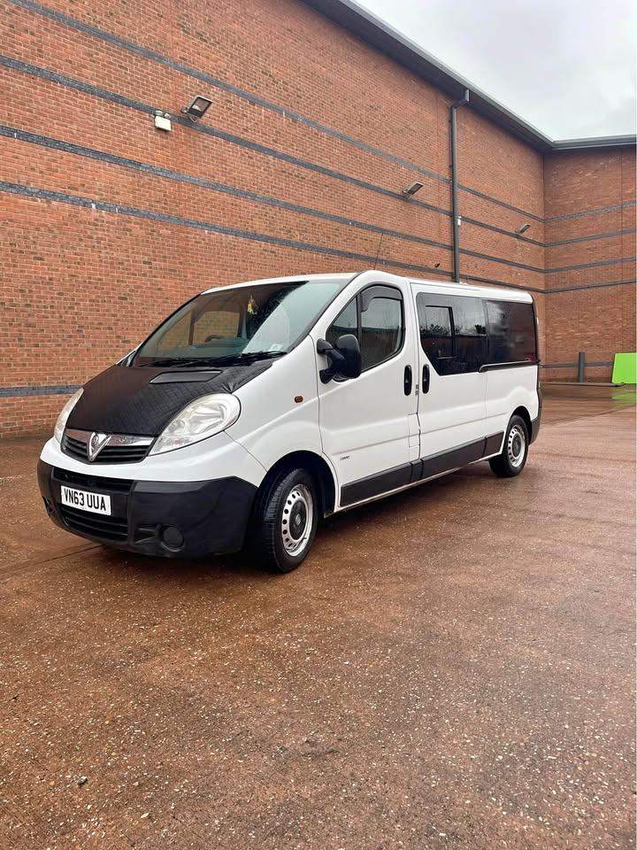 2013 Vauxhall Vivaro 2.0 Diesel LWB – Part-Converted Campervan – 12 Months MOT