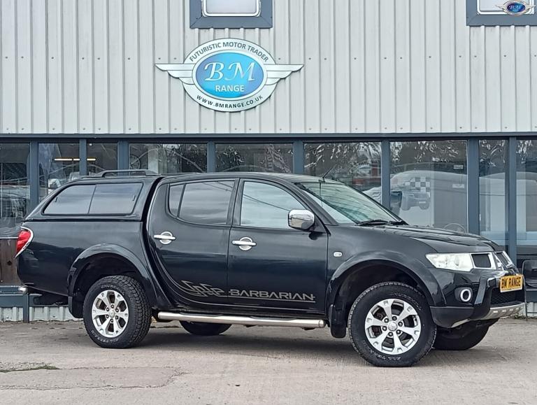 MITSUBISHI L200 2.5 DI-D Barbarian Black Manual Diesel 2011