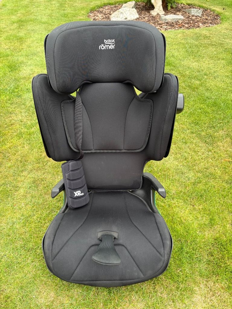 Britax Romer Car Seat – Black, Good Condition