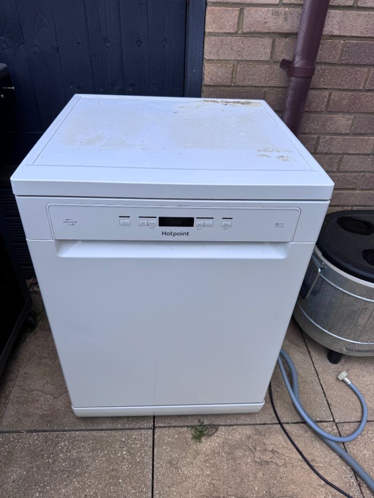 Hotpoint dishwasher 