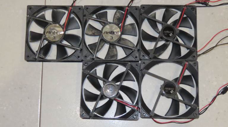 x5 Antec Computer Case Fans 12x12cm desktop Cooling Boost Airflow Performance PSU CPU GPU Gaming IG3