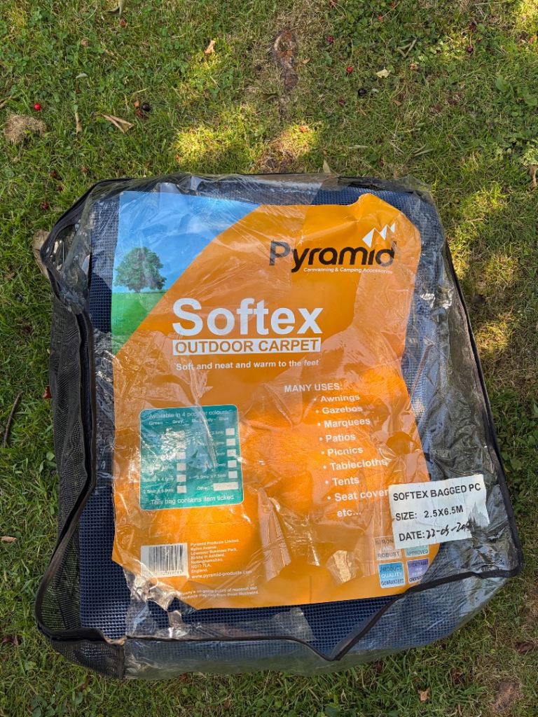 Pyramid Softex Outdoor Carpet - Blue