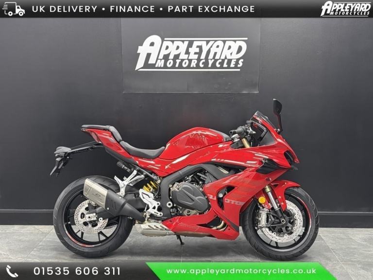 QJ MOTOR SRK 800 RR