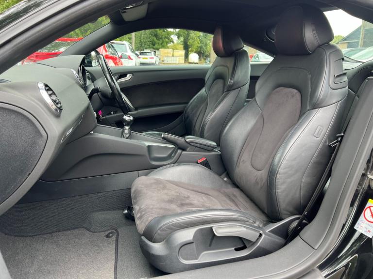 2012 Audi TT 2.0 TDI Quattro Sport 2dr [2011] COUPE Diesel Manual