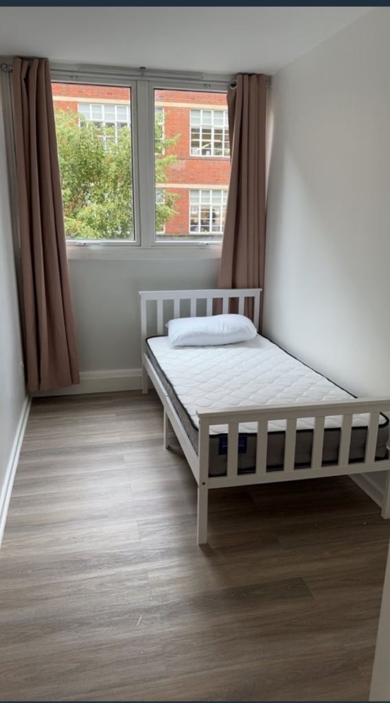 Single Room for rent Tottenham Court Road