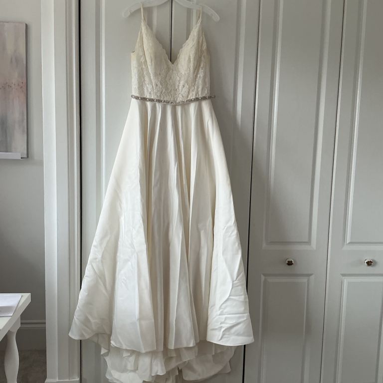 Lovely Ivory Satin Wedding Dress Skirt with Decorative Belt