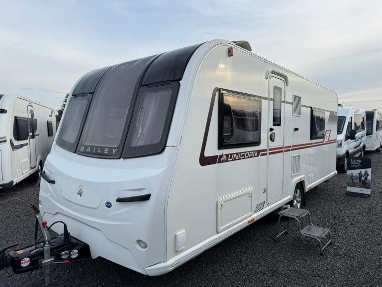 Bailey Unicorn Cadiz / 4 2018