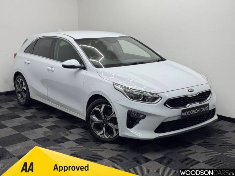 2021 Kia Ceed 1.5 T-GDi 3 Hatchback 5dr Petrol DCT Euro 6 (s/s) (158 bhp) Hatchback Petrol Automatic