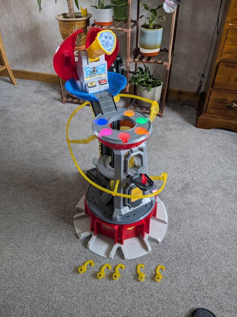 Paw Patrol Mighty Lookout Tower