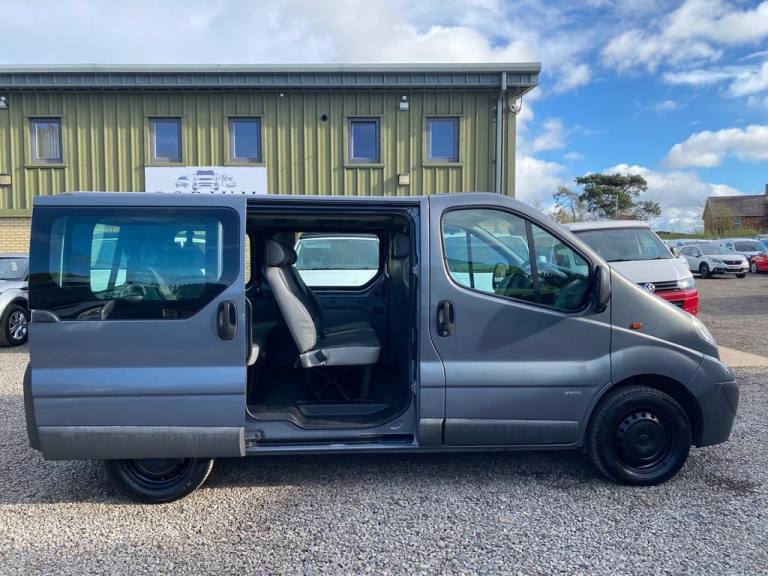 2011 Vauxhall Vivaro 2.0 2900 CDTi ecoFLEX 16v Combi FWD L1 H1 5dr MPV Diesel Manual